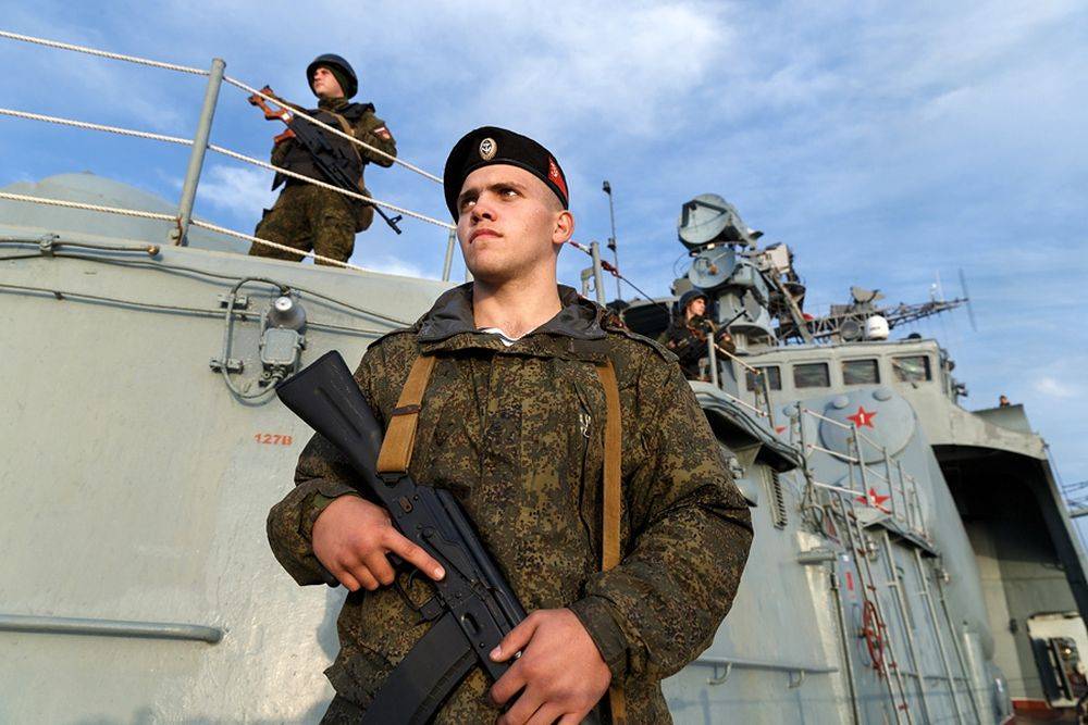 Израильская пресса: Российский флот взял под охрану иранские нефтетанкеры