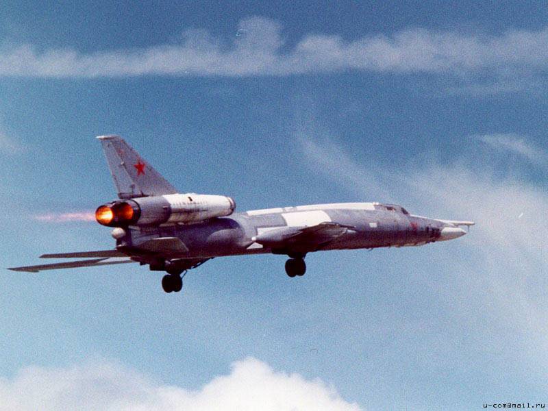 Почему самолет Ту-22 получил прозвище «Людоед»?