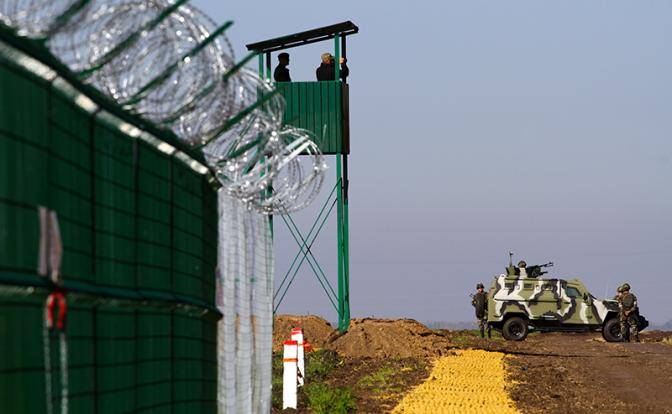 Стена или ров: Украина готовит засаду российским танкам прямо на границе