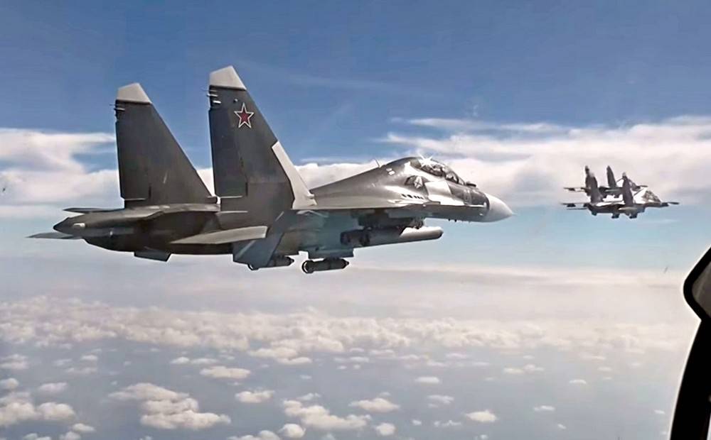 Российские ВКС сорвали разведывательную операцию НАТО в Черном море
