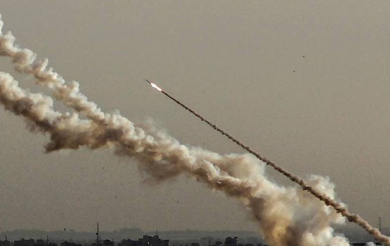 ХАМАС пытается оставить Израиль без газа: бьет ракетами по платформе