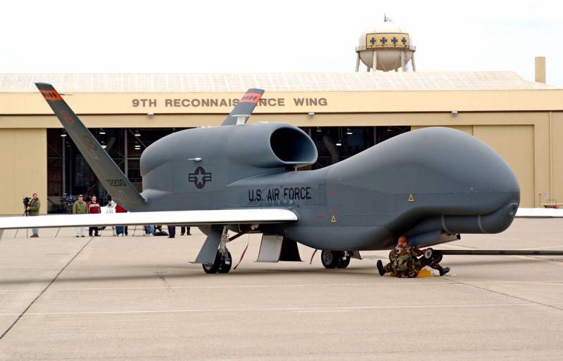 Вправе ли российские военные глушить американские БПЛА RQ-4 Global Hawk