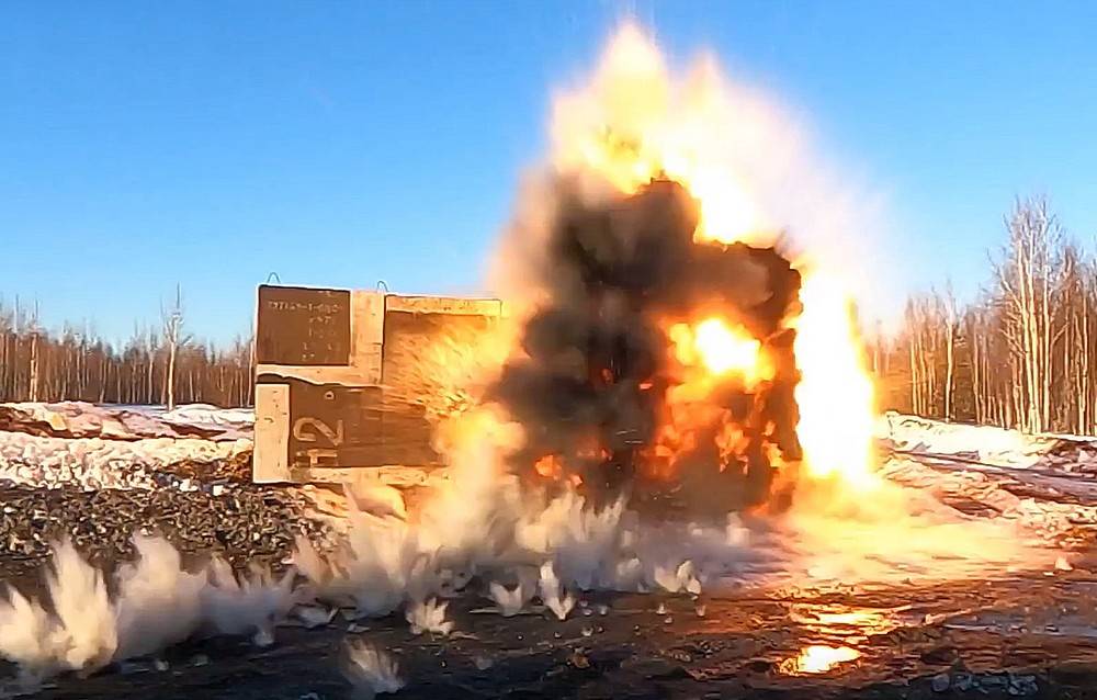 Опубликованы кадры испытаний неизвестного российского бронебойного снаряда