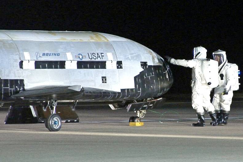В США назвали способ X-37B сбросить бомбу на Москву