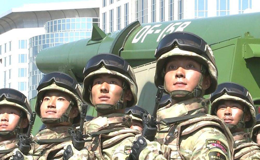В Китае: Мы будем вынуждены увеличить арсенал ядерного оружия из-за США
