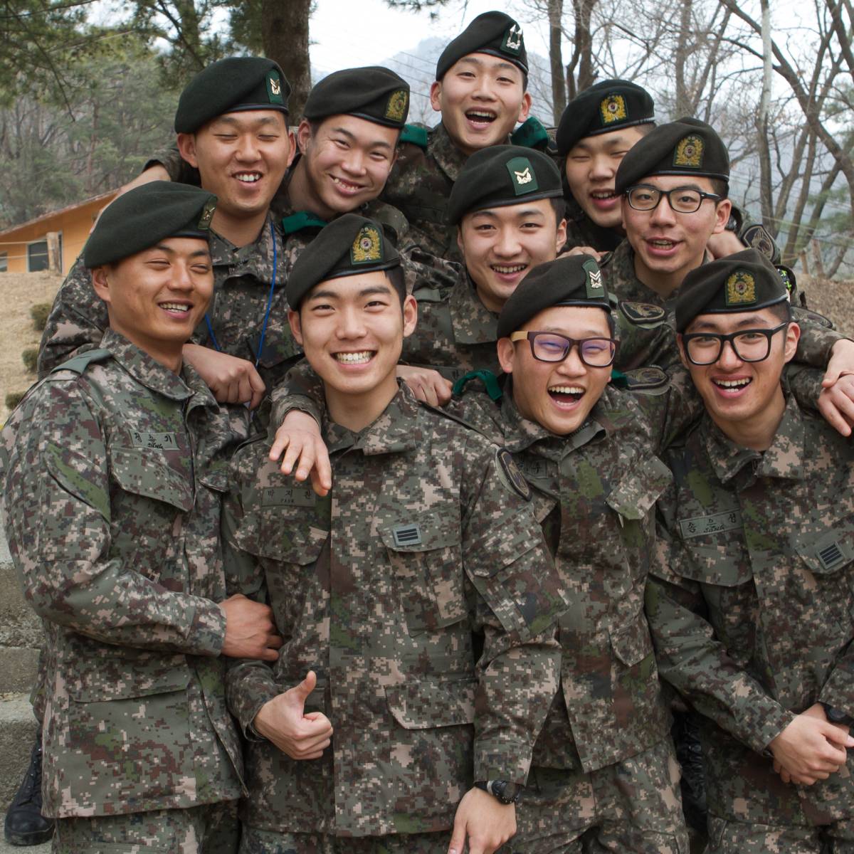 В Южной Корее задумались над военным призывом для женщин