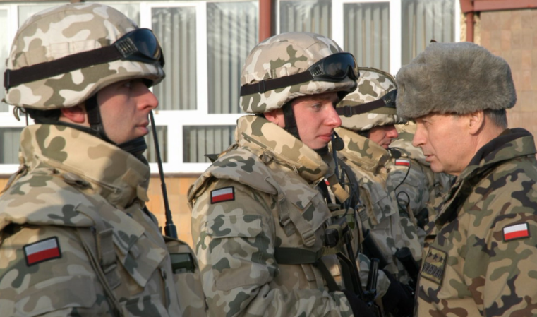 Польша оседлала идею-фикс «российского вторжения»