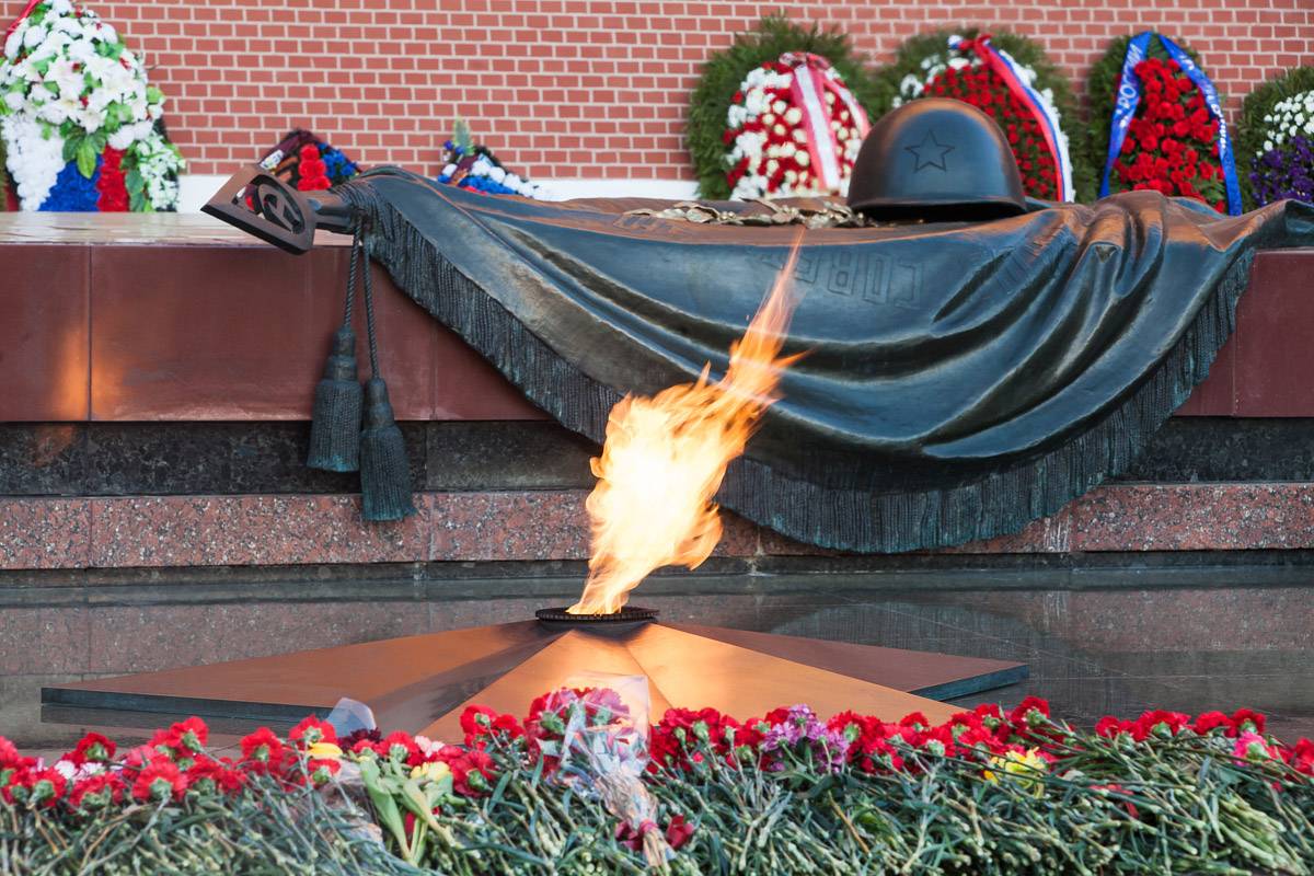 Памятник Неизвестному Солдату: как чтят память о погибших во всем мире?