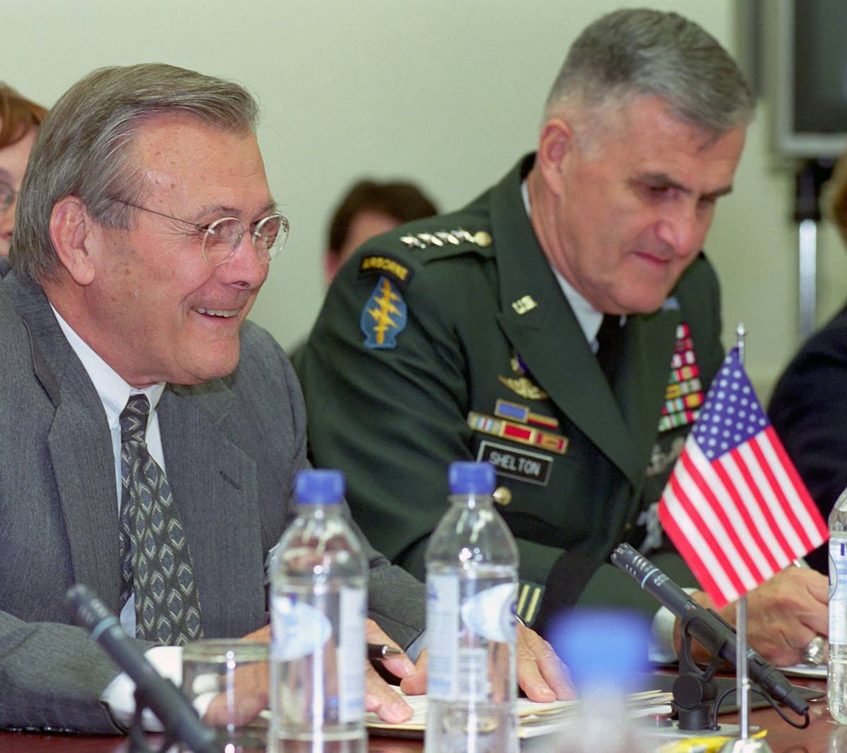 С ним связывают крупные военные неудачи США: умер Дональд Рамсфелд