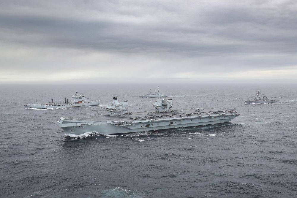 Стало известно о поисках подлодки РФ кораблями НАТО в Средиземном море