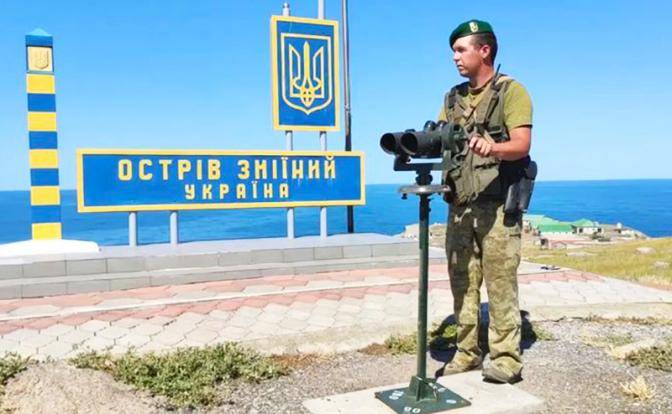 Украинские политики призывают готовиться к штурму русскими острова Змеиного