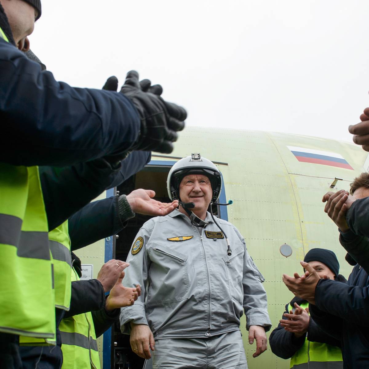 Летчик-испытатель и Герой России Куимов погиб в крушении Ил-112В