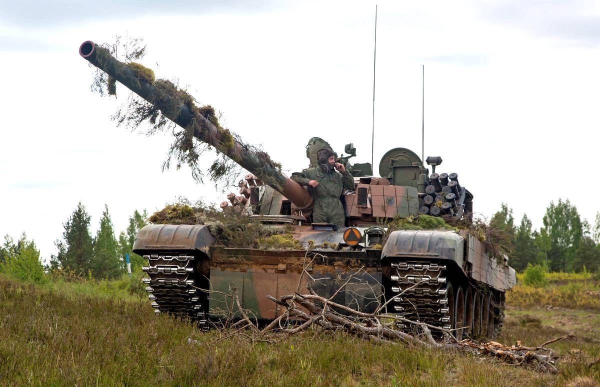 Польский военный заявил о превосходстве российских танков