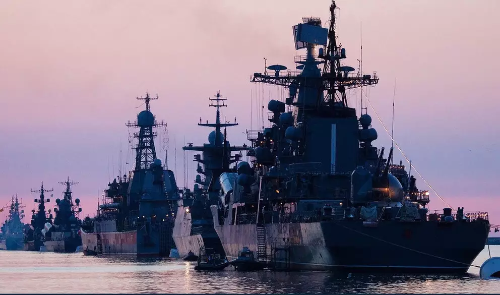 Почему один корабль ВМФ РФ выстоит против десяти американских