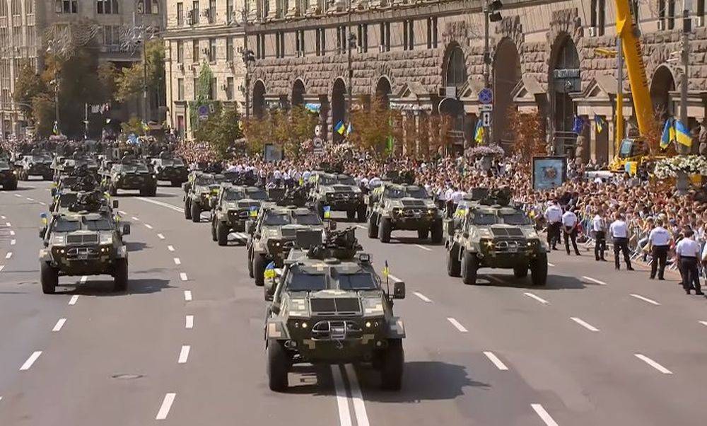 Парад украинской независимости: какую технику показали в центре Киева