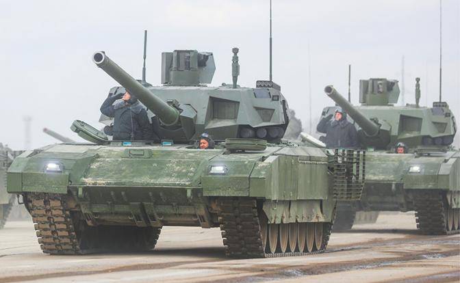 Танковый каток: «Армата» уже в войсках, но в приоритете «Прорыв»