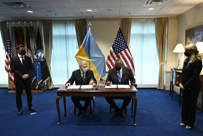 Украина подписала антироссийское соглашение с Пентагоном