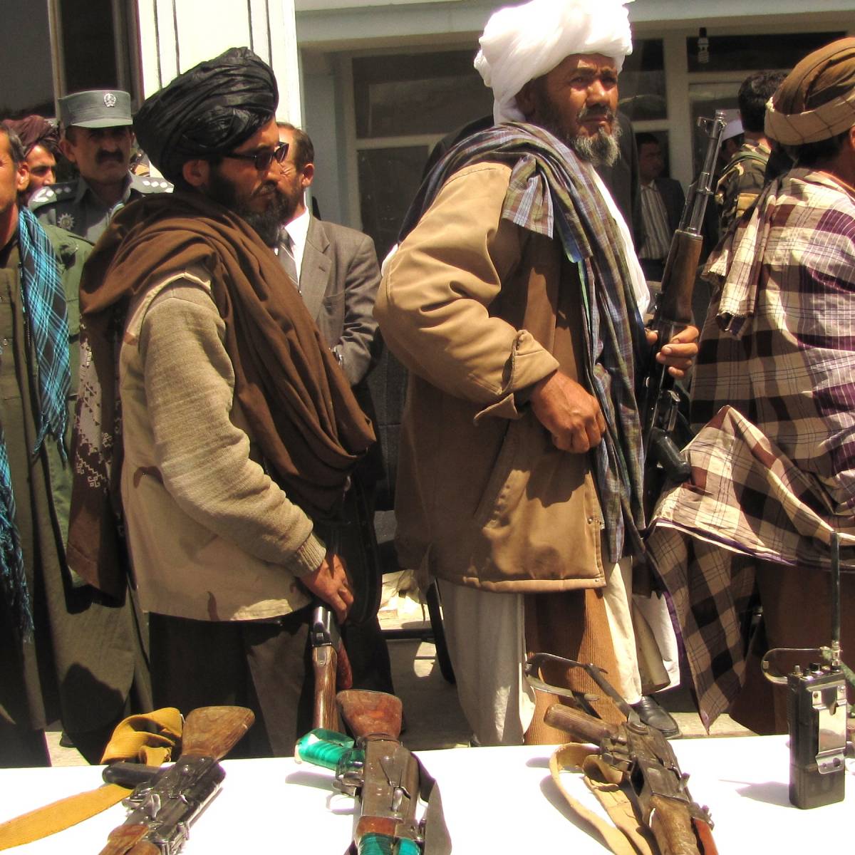 Нежадно и негаданно. Зачем Вашингтон вооружил талибов?