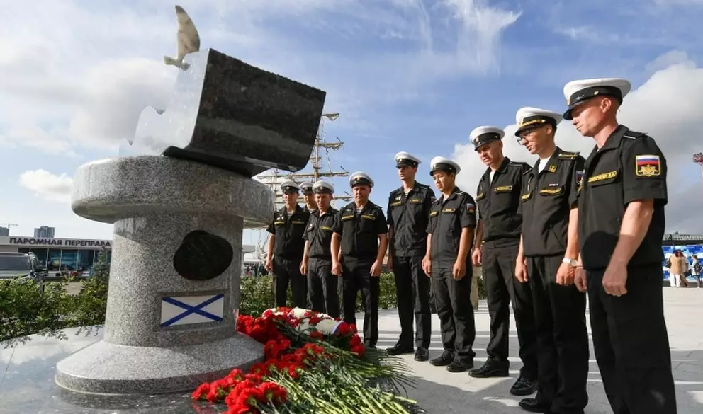 Во Владивостоке открыли памятник морякам, погибшим в Русско-японской войне