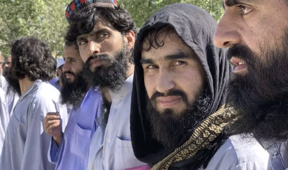 «Талибан»* будет наказывать боевиков за применение оружия в городах