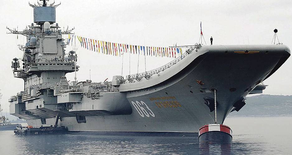 «Адмирал Кузнецов» – спасали или топили