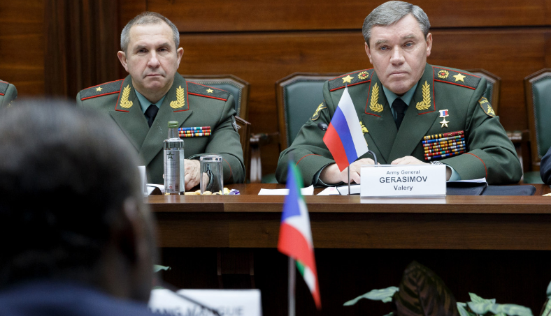 Военные лидеры РФ и США поменяли площадку для встреч