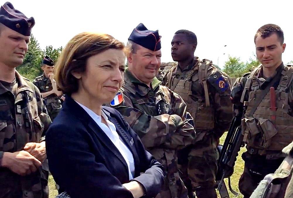 Минобороны Франции выступило против выхода из НАТО на фоне скандала с подлодками
