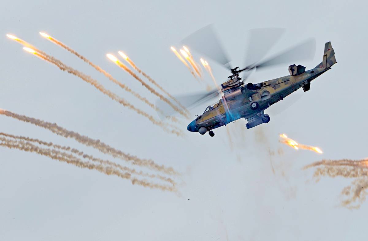 Российский вертолет смог уйти от обстрела турецким ЗРК в Сирии