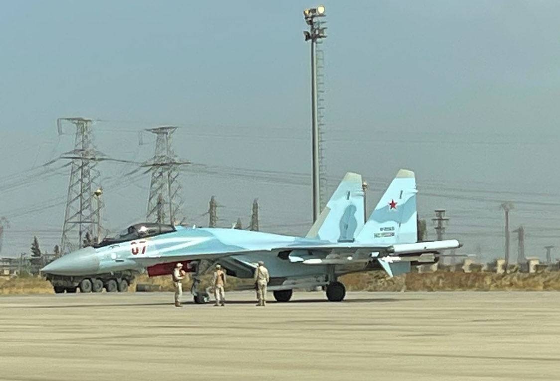 Россия разместила свои лучшие истребители в 5 км от турецкой границы в САР