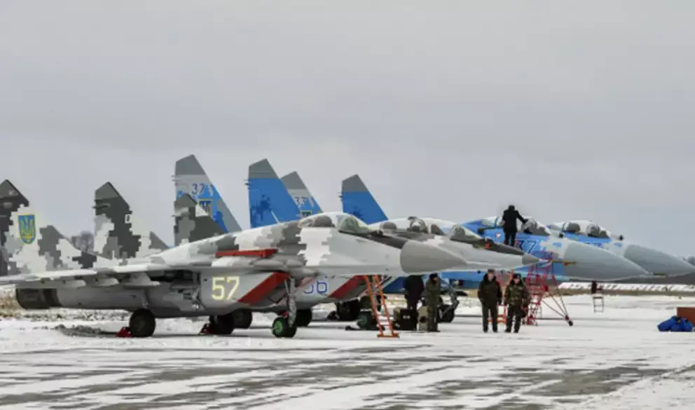 Украинцы сравнили с неуместным анекдотом последние испытания своих ВВС