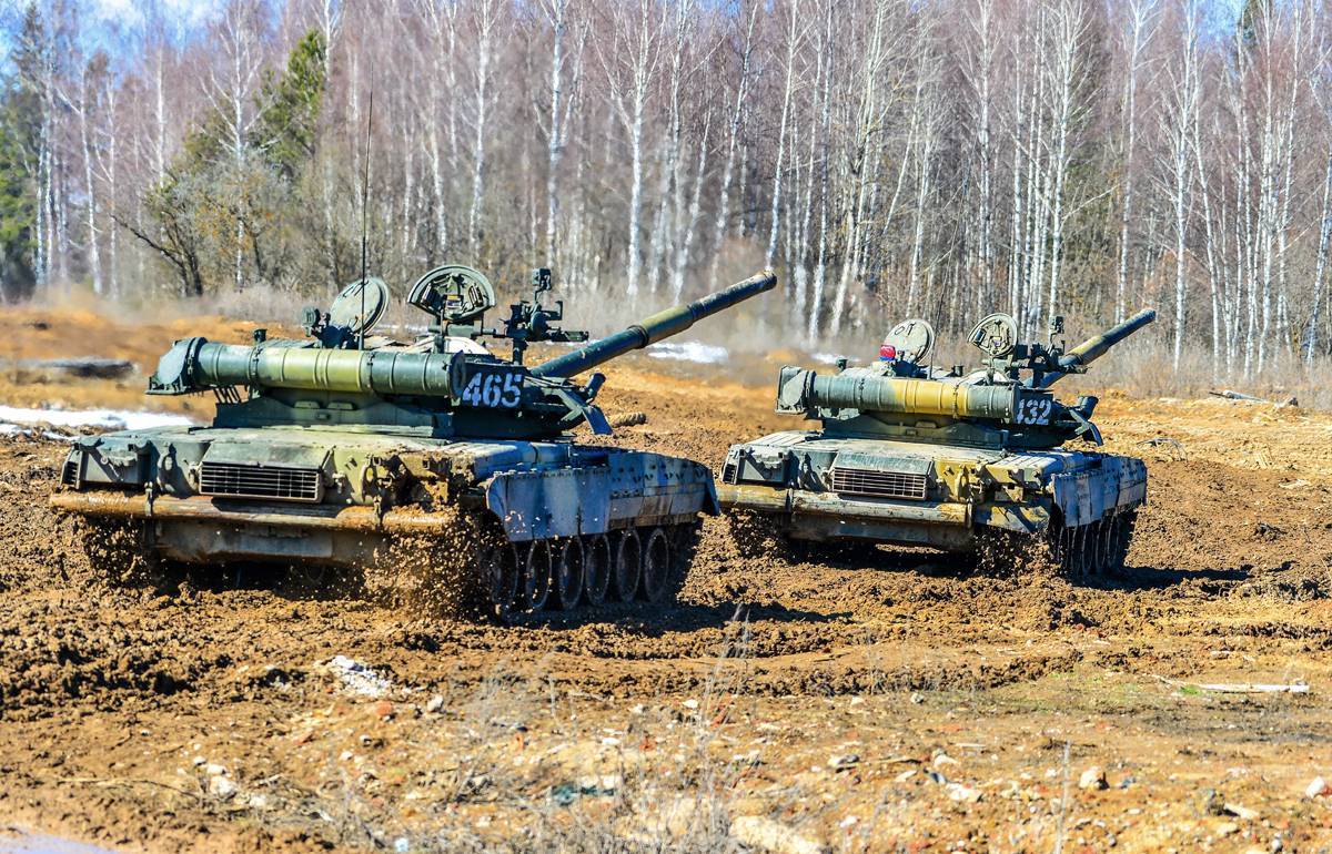 Defence24: РФ несет большие затраты на содержание армии на границе Украины