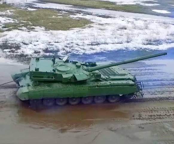 Почти "Черный Орел": как на Украине хотели всех запутать танком-мутантом