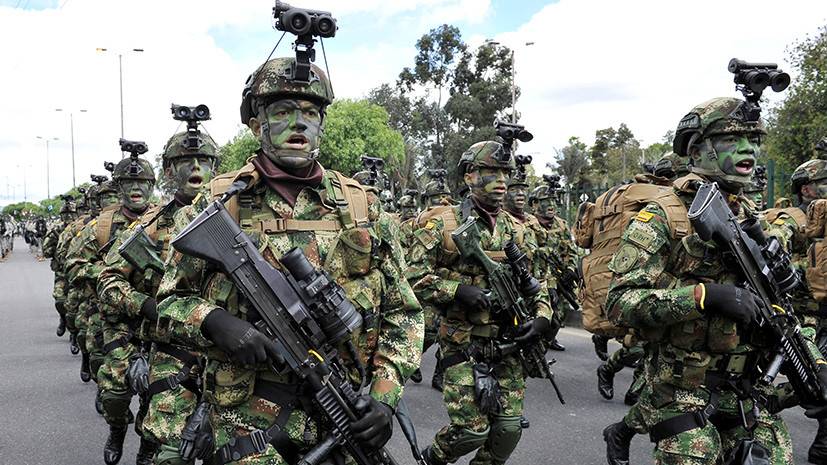 Армия Колумбии ведет бои с боевиками за леса Амазонии и крупный порт страны