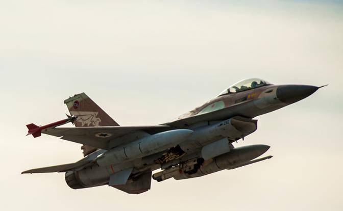 Израильские ВВС опять ударили недалеко от Хмеймима