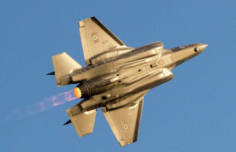 В России намекнули о сюрпризах для F-35 от российской ПВО
