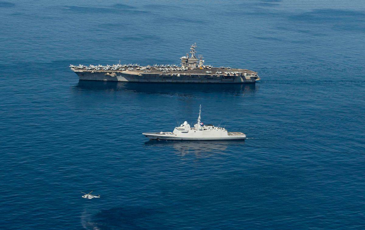 Пентагон оставил ударную авианосную группу в Средиземном море ради украинцев