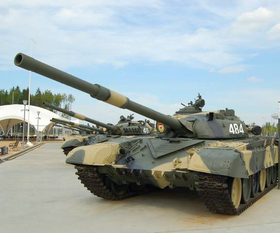 Смертельная дуэль на танках в Таджикистане: обе боевые машины взорвались