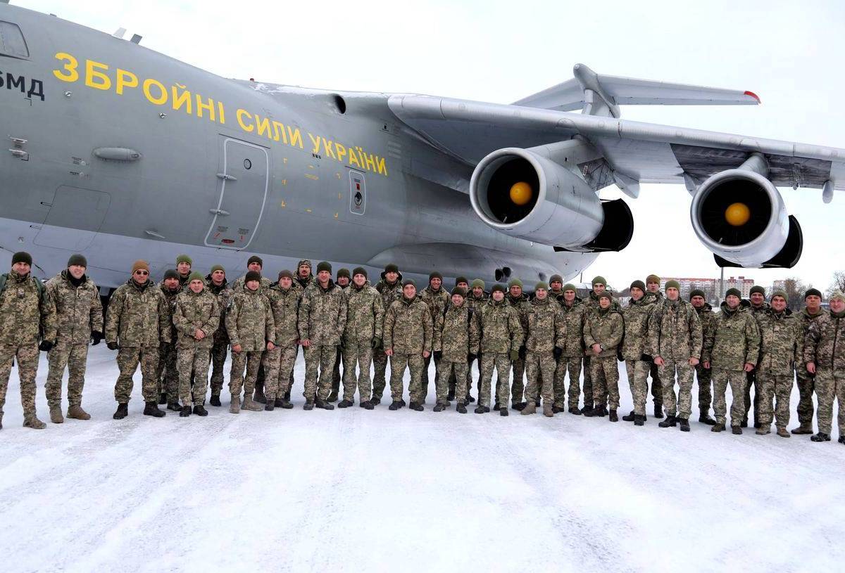 Эксперт объяснил, почему Киев не рискует стягивать войска на Донбасс