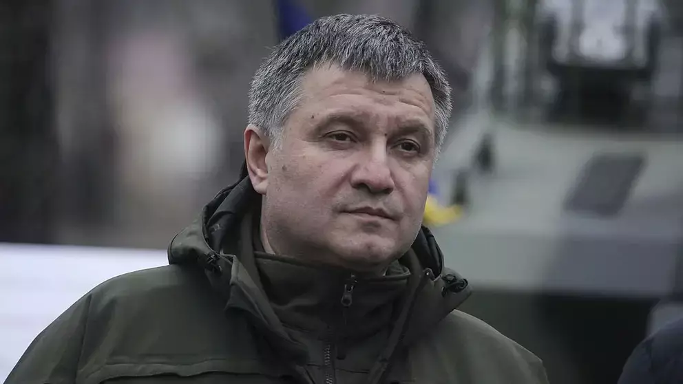 Безграмотность Авакова обнажила бессилие Украины перед современным оружием