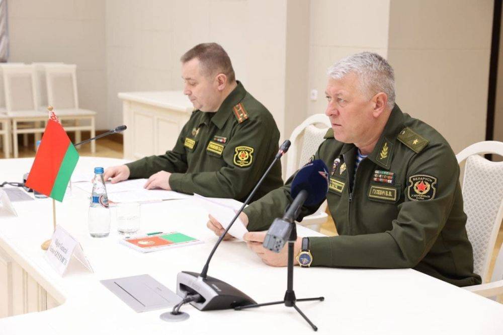 Минск объяснил, как долго в Белоруссии будут российские военные