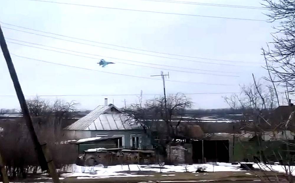 Над Украиной впервые замечены российские бомбардировщики Су-34