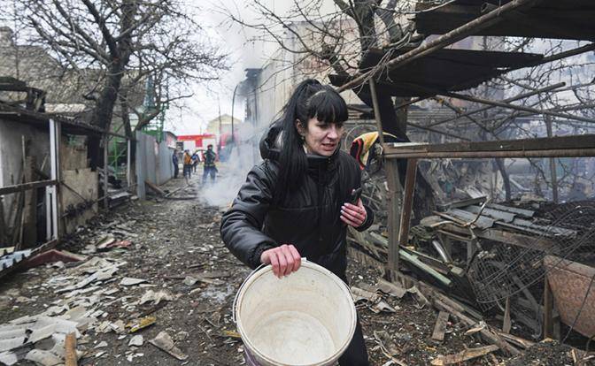 «Азов» похоронит жителей Мариуполя под руинами