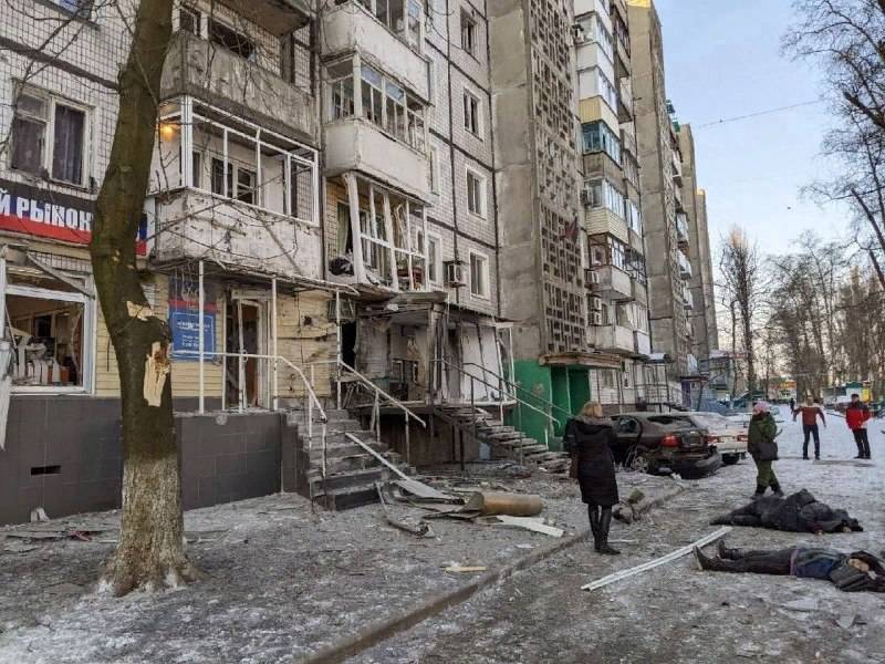 Украина снова бьёт по мирным жителям: Донецк и Волноваха