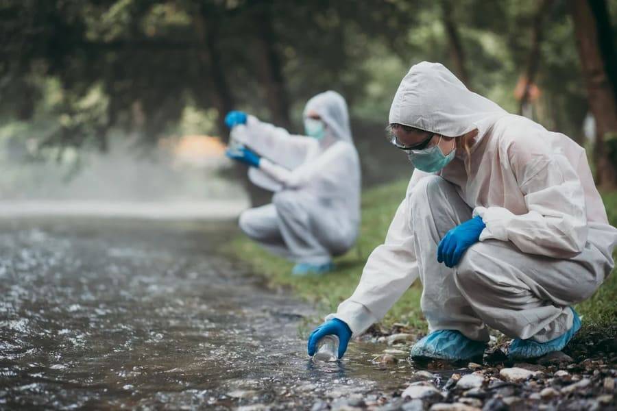 Используя Украину, США исследовали пути распространения опасных патогенов