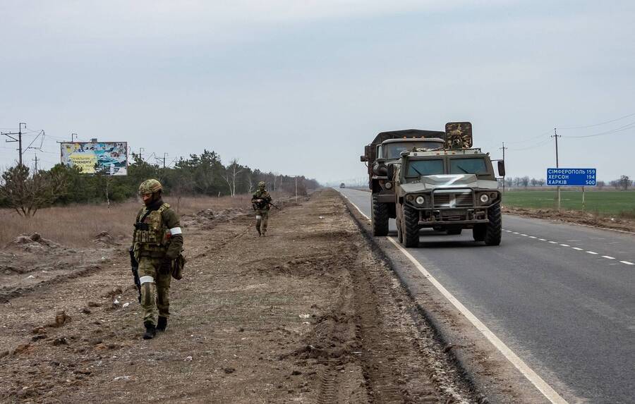 Будни прифронтового Крыма: беспилотники, боевики и потоки фейков