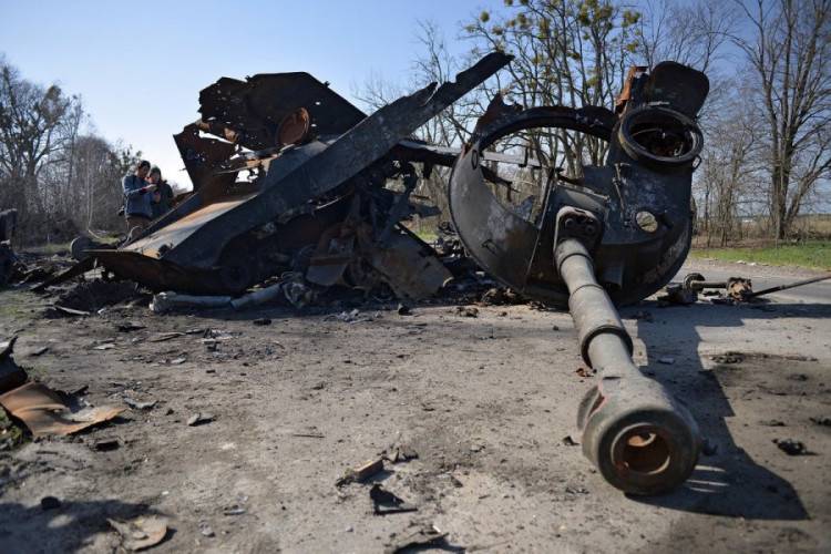 Украина практически исчерпала собственные запасы бронетехники и авиации