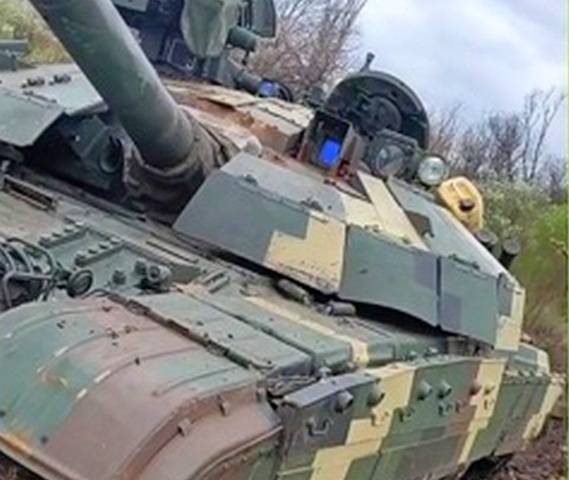 "Одноразовый танк" - Т-64БМ "Булат" экипаж бросил еще до боя