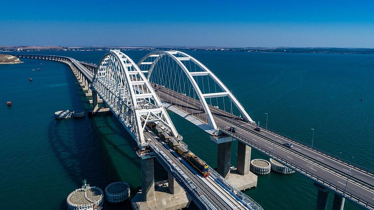Офицер НАТО заявил о желании Киева ударить по Крымскому мосту 9 мая