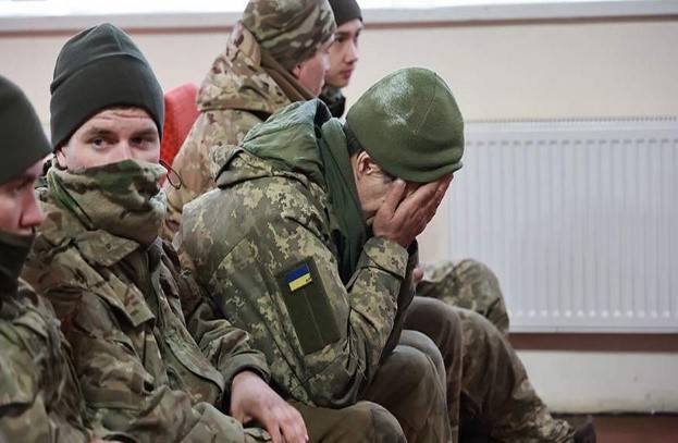 Только массовая сдача в плен ВСУ может спасти остатки Украины