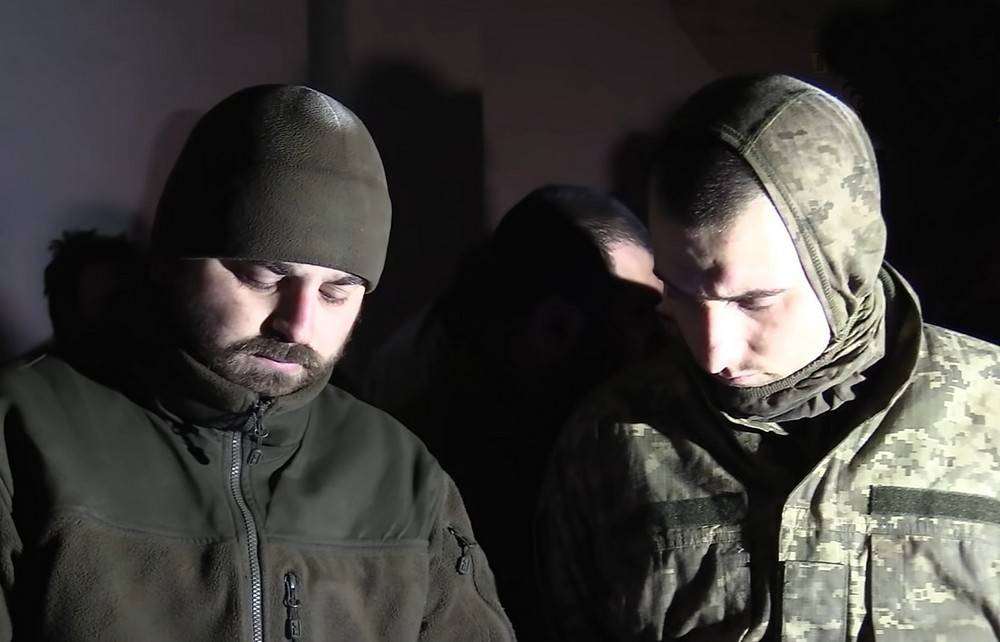 Украинские военные признаются в расстреле мирных жителей по приказу командования